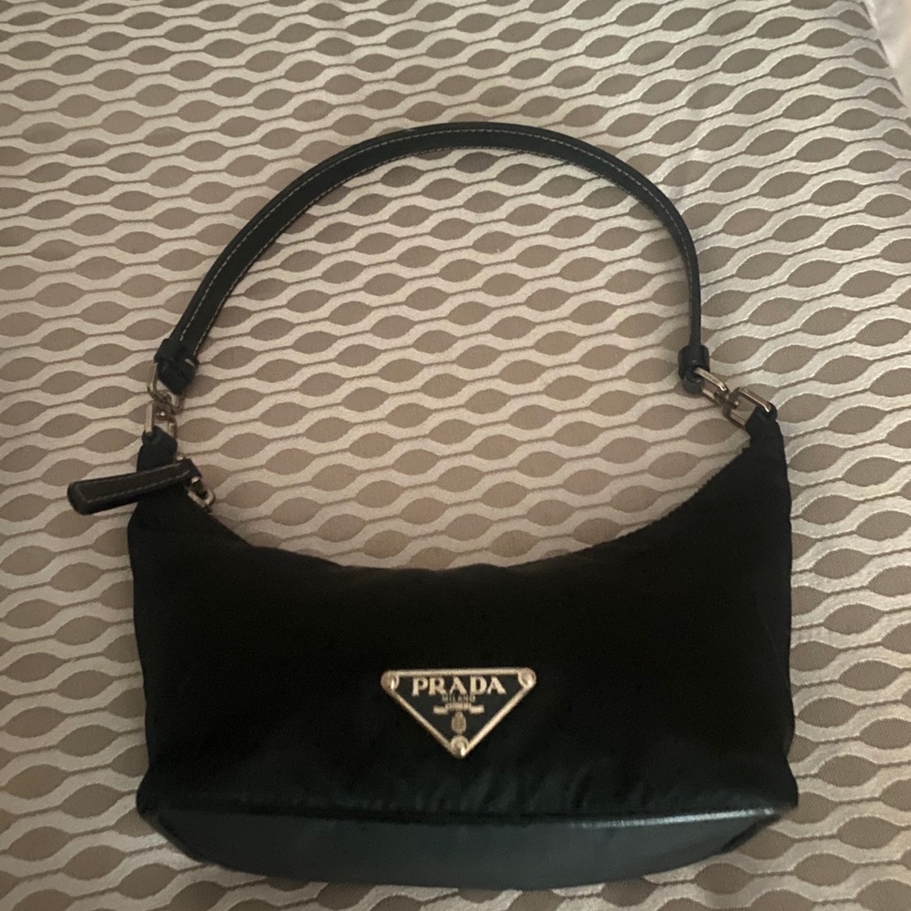 Beautiful Prada!